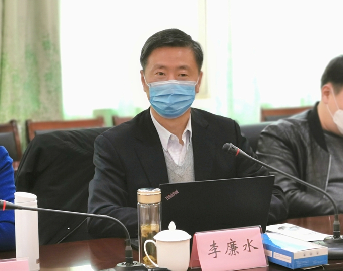 无锡市教育局到校督查疫情防控工作5.jpg