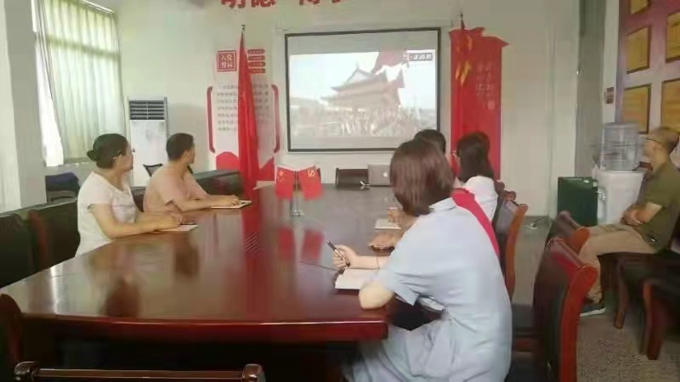 我校组织收看庆祝中国共产党成立100周年大会6.jpg