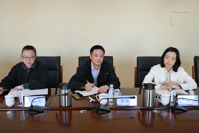 滨湖区民宗局到校开展民族宗教工作调研活动1.jpg