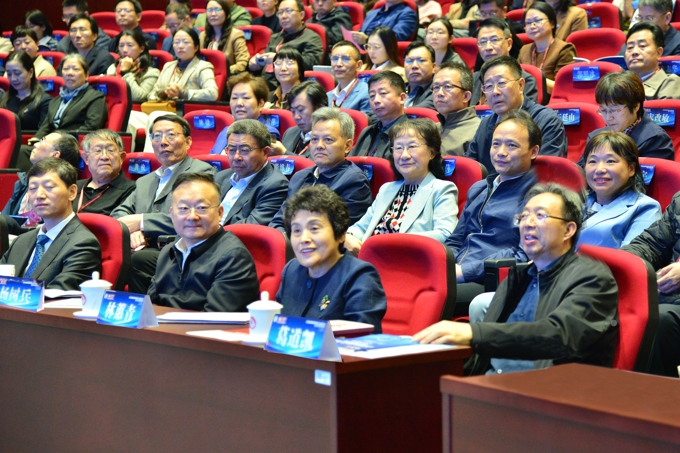 我校受邀参加江苏省高等教育学会成立40周年大会4.jpg