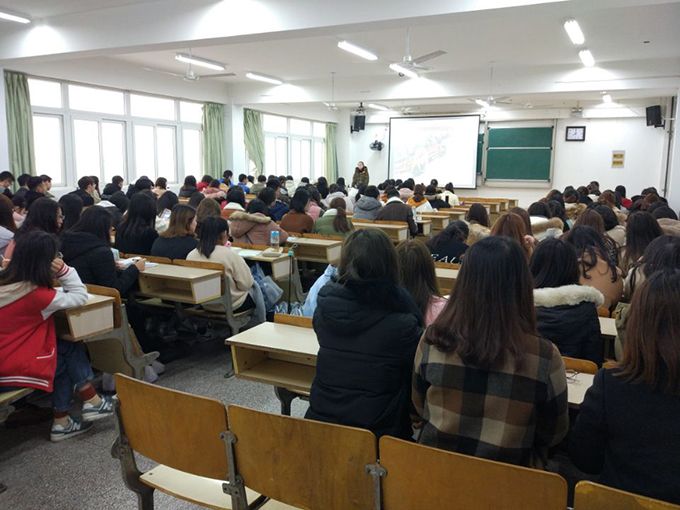 校领导检查新学期开学情况4.jpg