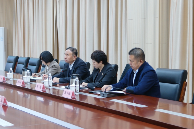 青岛滨海学院校长韩方希率团访问无锡太湖学院